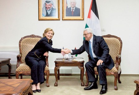 Hillary Clinton meets the Palestinian President Mahmoud Abbas