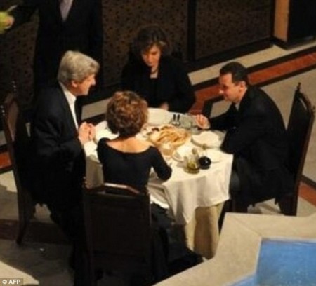 John Kerry having a cozy and intimate dinner with Bashar al-Assad-1