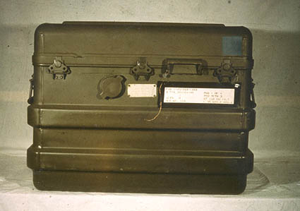 Special_Atomic_Demolition_Munition_carrying_case