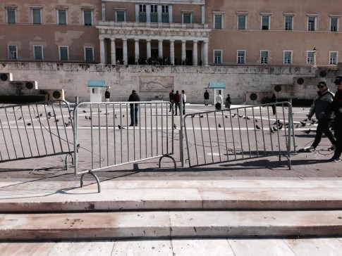 Greece-barricades
