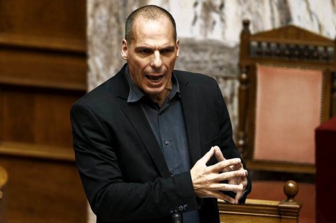 varoufakis-hand-sign