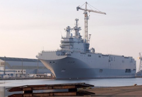 France seeking new buyers for Mistral warships