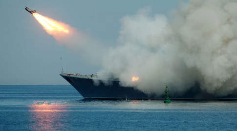 Russian cruise missiles hits ISIS from Mediterranean and Caspian; 600 killed in one strike