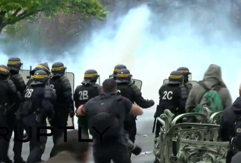 french riot police