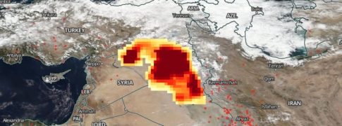 sulfur-dioxide-emitted-in-atmosphere-fire-mosul-iraq-october-24-2016