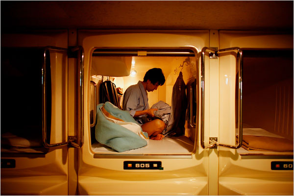 japan-when-home-is-a-cubicle-barely-bigger-than-a-coffin-02