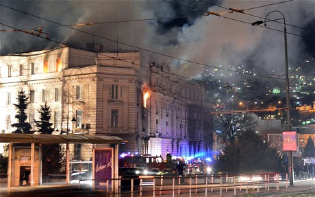 Bosnia protests - 150 injured as demonstrators set fire to presidential palace