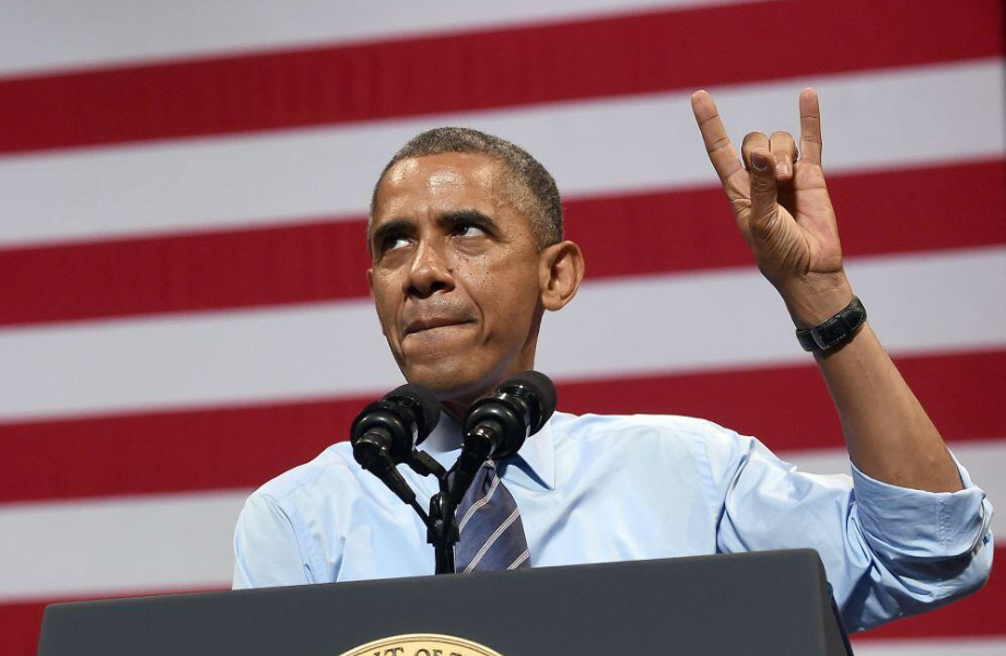 obama-handsign-satanic-salute