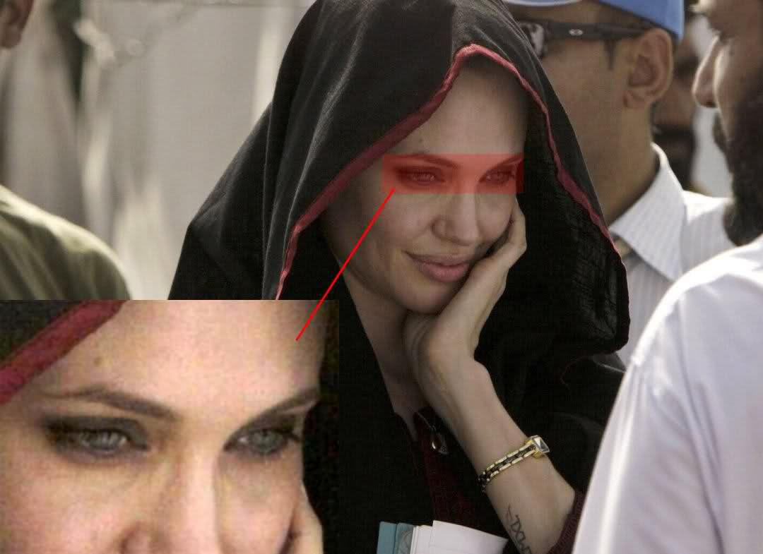 David Icke - Angelina Jolie Admits Attending Satanic Illuminati Sacrifice i...