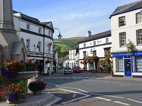 The town centre of Crickhowell, located within the Brecon Beacons