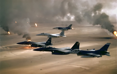 USAF_F-16A_F-15C_F-15E_Desert_Storm